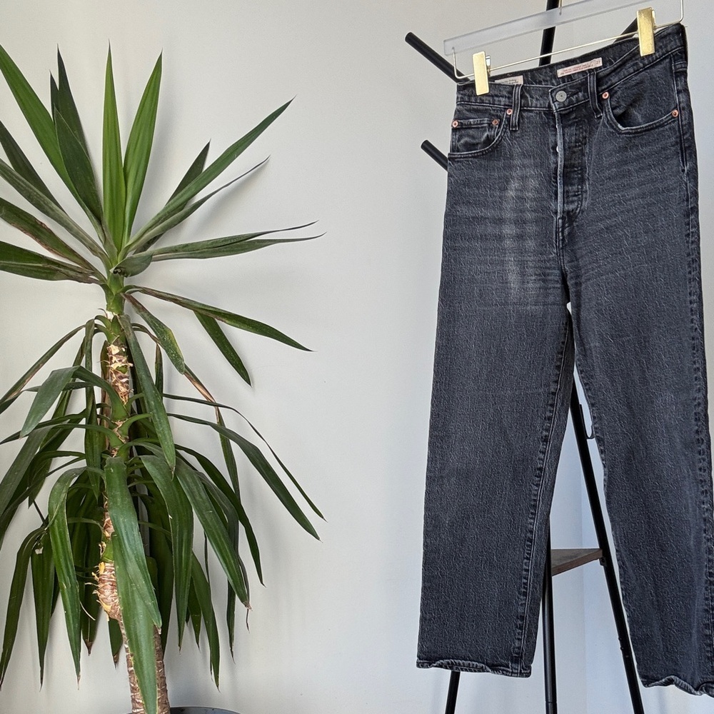 LEVI’S Ribcage Straight Ankle | Grey | Women’s 27 - Picture 2 of 10